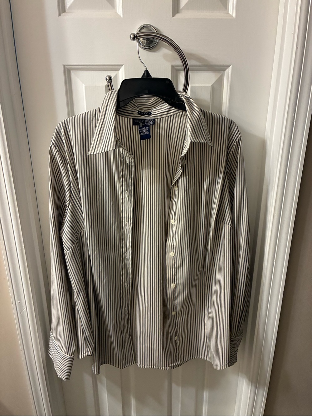 Men's Vertical Stripe Dress Shirt - White & Black
